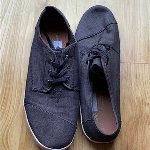 TOMS sneakers men’s 10.5